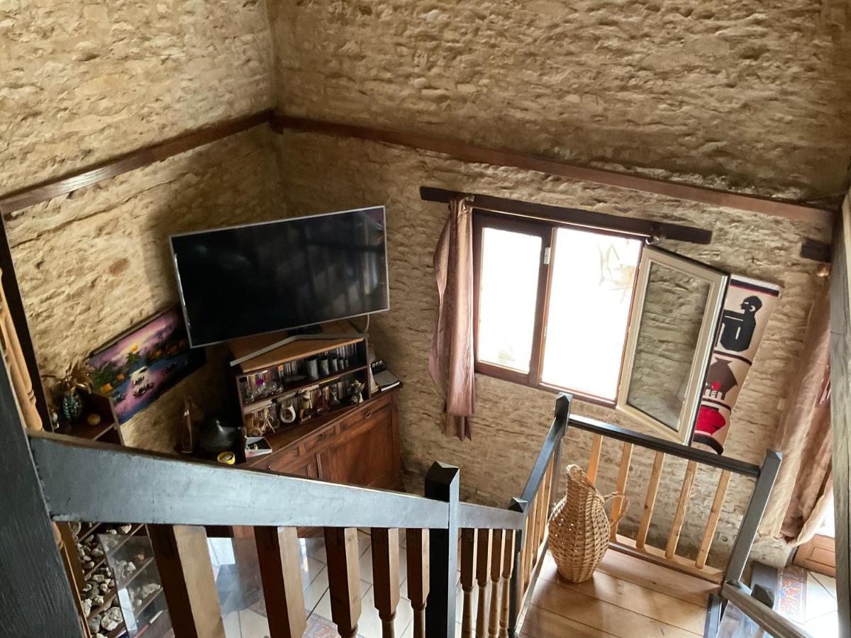 Chambres, Table D'Hotes Et Gites Les Mesanges Saint-Jean-de-Sauves Dış mekan fotoğraf